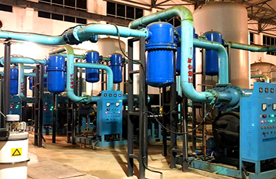 福建壓縮空氣汽水分離器器安裝現(xiàn)場